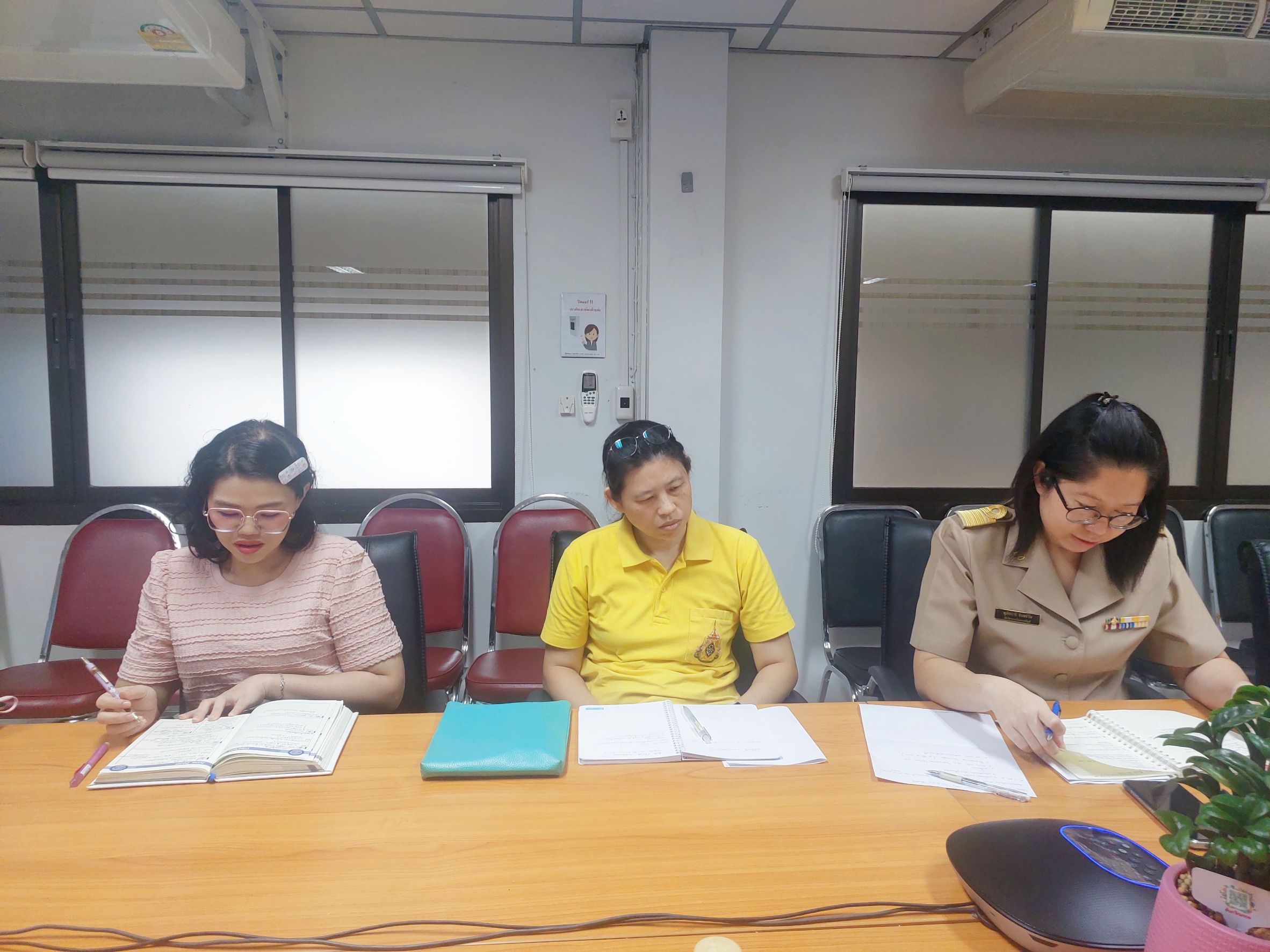 การใช้งานระบบบริการอิเล็กทรอนิกส์ (e-Payment) กลาง กรมปศุสัตว์ จัดอบรมโดยกองควบคุมอาหารและยาสัตว์
วันที่ 21 กรกฎาคม 2568 
ณ ห้องประชุมกองคลัง ตึกอุศุภราชชั้น 2