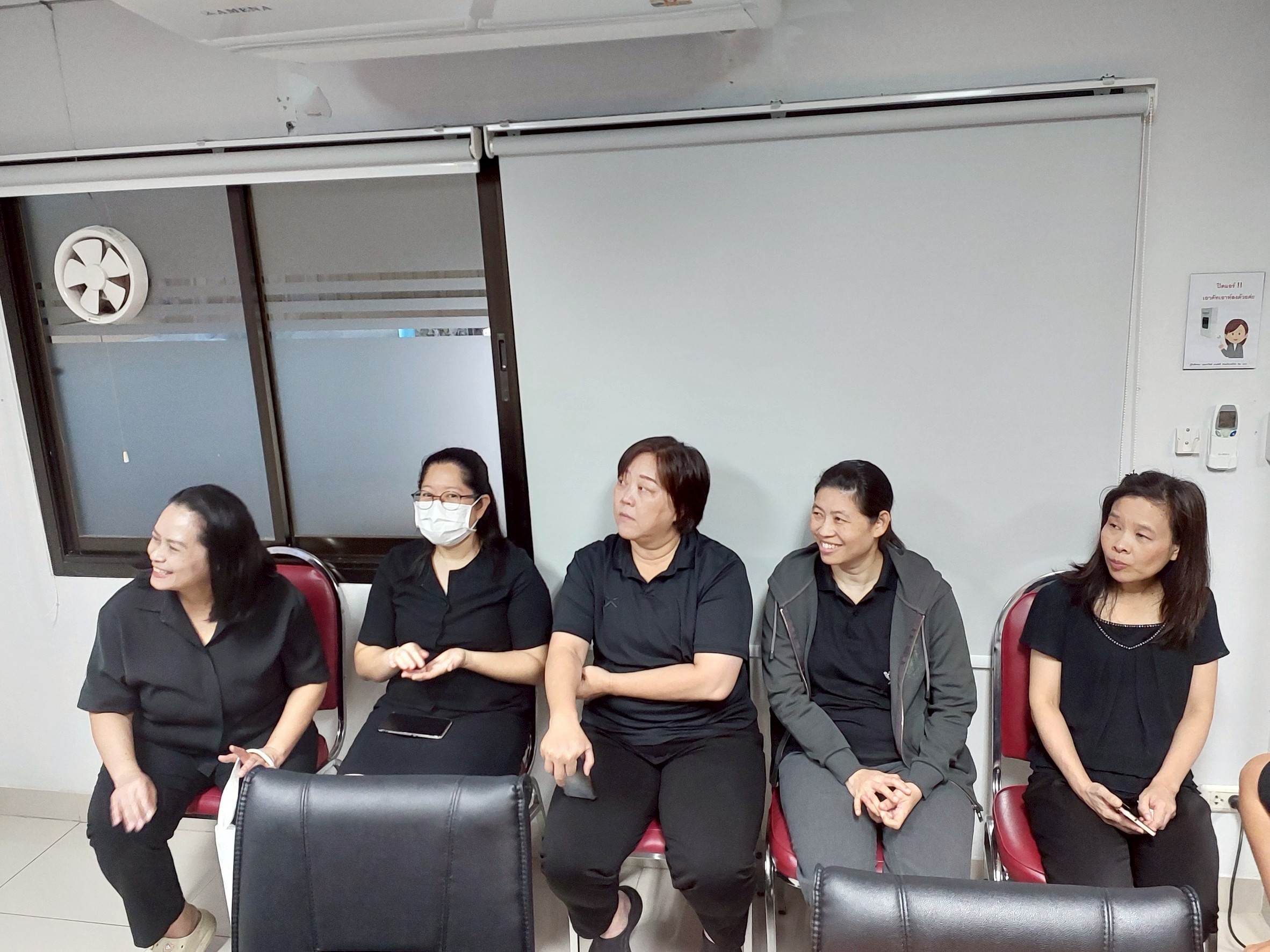 กองคลังเข้าร่วมชมงานวันต่อต้านคอร์รัปชันสากล (ประเทศไทย) ภายใต้แนวคิด
“Hero OF THE TRUTH ร่วมหยุดคอร์รับชัน” ผ่าน facebook สํานักงาน ป.ป.ช
วันที่ 9 ธันวาคม 2568