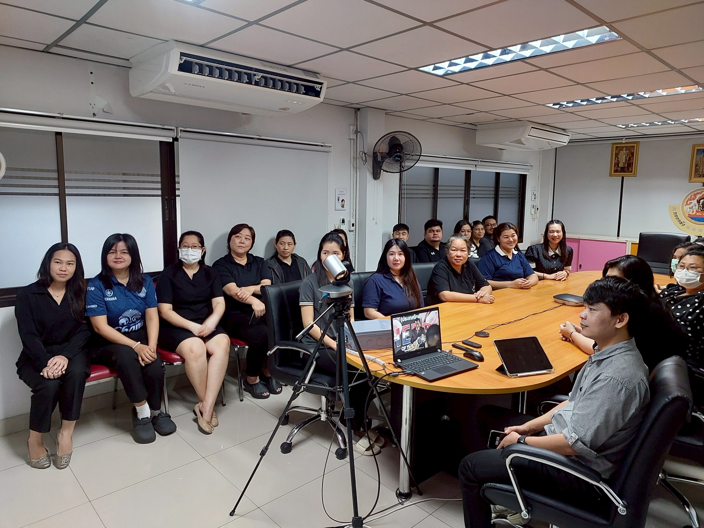 กองคลังเข้าร่วมชมงานวันต่อต้านคอร์รัปชันสากล (ประเทศไทย) ภายใต้แนวคิด
“Hero OF THE TRUTH ร่วมหยุดคอร์รับชัน” ผ่าน facebook สํานักงาน ป.ป.ช
วันที่ 9 ธันวาคม 2568