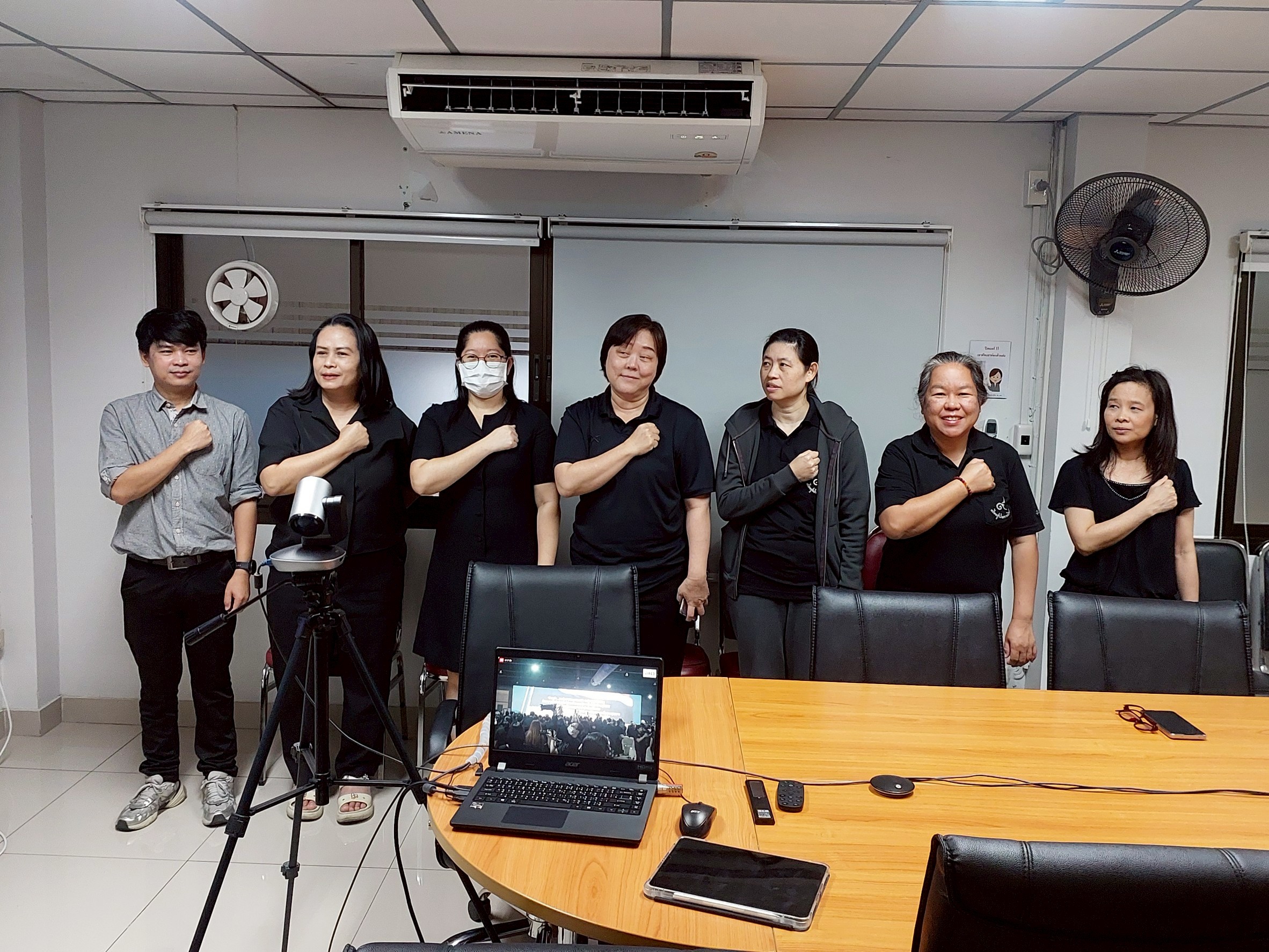 กองคลังเข้าร่วมชมงานวันต่อต้านคอร์รัปชันสากล (ประเทศไทย) ภายใต้แนวคิด
“Hero OF THE TRUTH ร่วมหยุดคอร์รับชัน” ผ่าน facebook สํานักงาน ป.ป.ช
วันที่ 9 ธันวาคม 2568