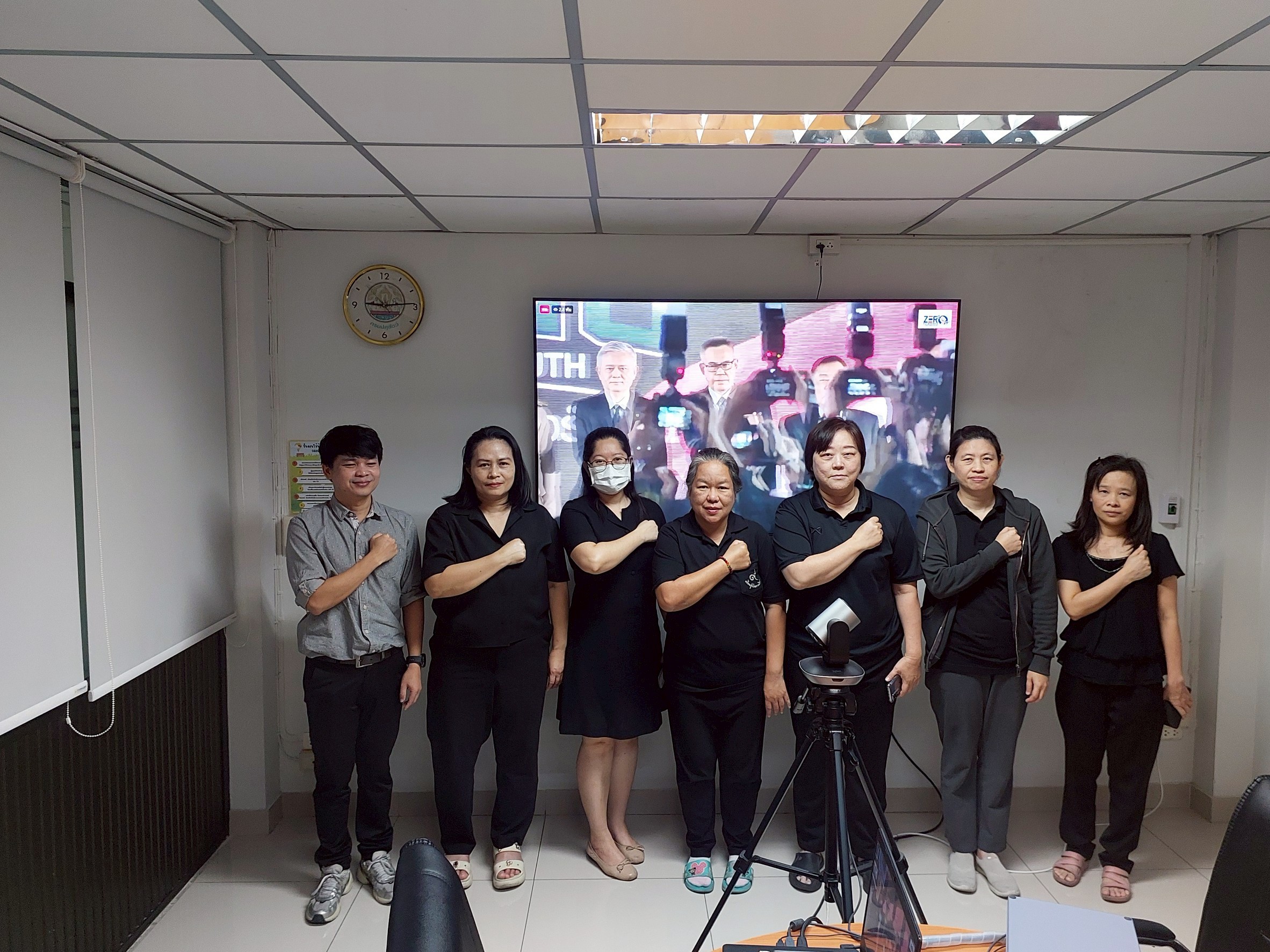 กองคลังเข้าร่วมชมงานวันต่อต้านคอร์รัปชันสากล (ประเทศไทย) ภายใต้แนวคิด
“Hero OF THE TRUTH ร่วมหยุดคอร์รับชัน” ผ่าน facebook สํานักงาน ป.ป.ช
วันที่ 9 ธันวาคม 2568