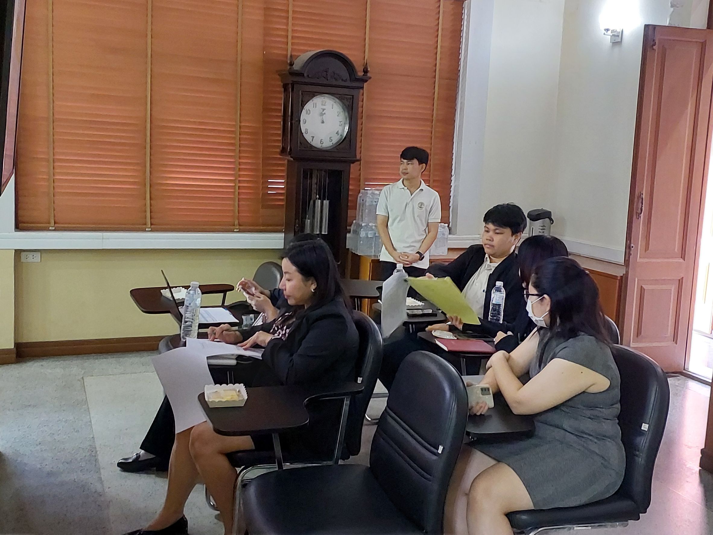 การประชุม ติดตาม เร่งรัดการใช้จ่ายเงินงบประมาณรายจ่าย ประจำปีงบประมาณ 2569